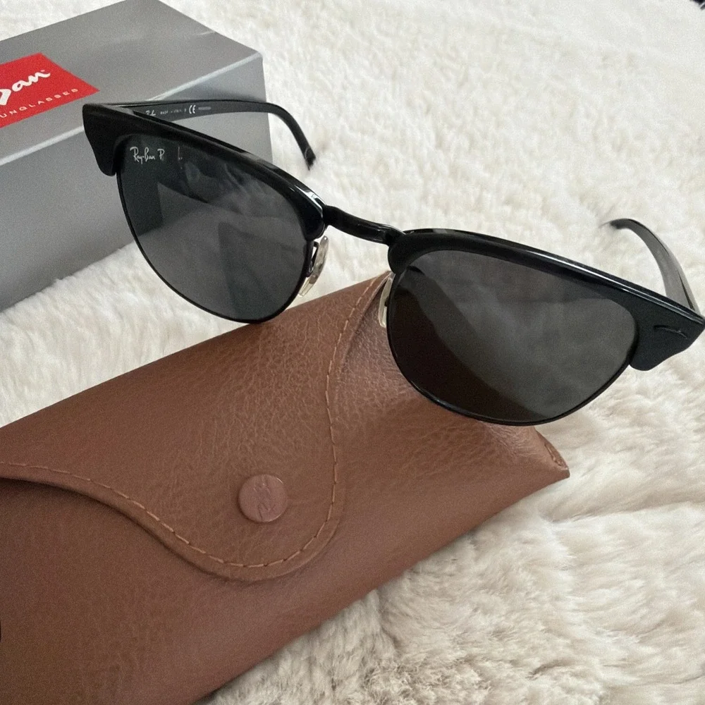 Ray-Ban Clubmaster RB3016 Marble Black Polarized Sunglasses 51mm w/ Case 1305/48